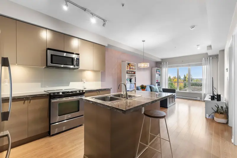 301 6430 194 STREET - photo 3 of 25