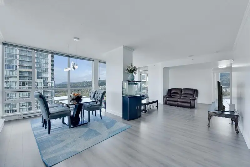 3207 2975 ATLANTIC AVENUE - photo 4 of 25