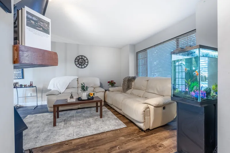 12492 205 STREET - photo 2 of 19