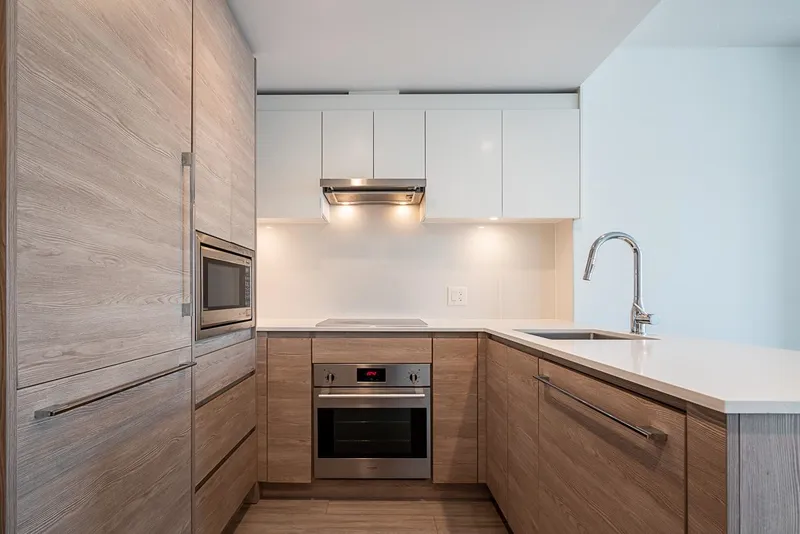 302 13615 FRASER HIGHWAY - photo 4 of 25