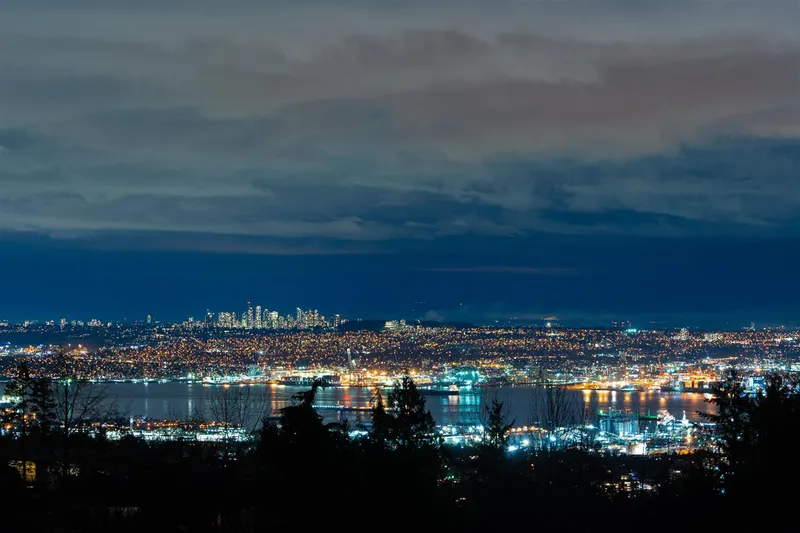 1071 GROVELAND ROAD - photo 3 of 25