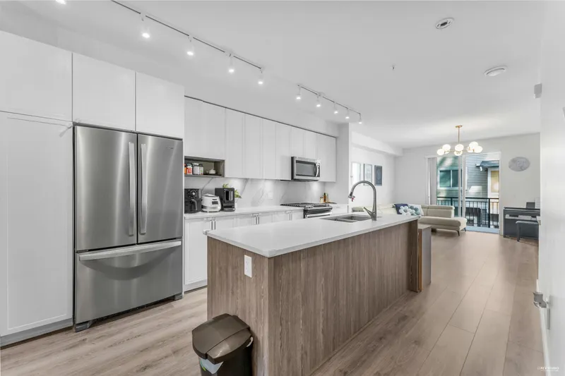 134 9718 161A STREET - photo 1 of 25