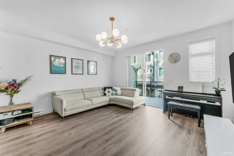 134 9718 161A STREET - photo 2 of 25