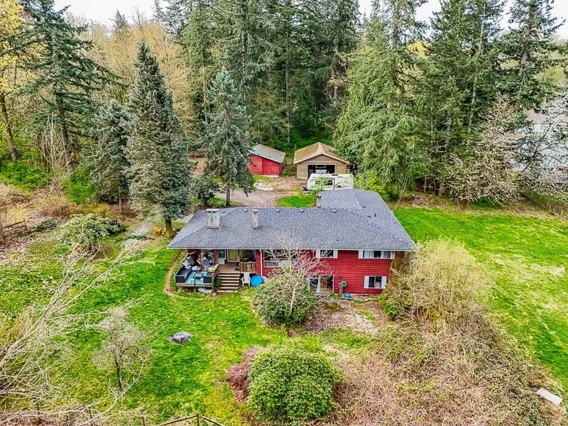 18495 0 AVENUE - photo 4 of 23