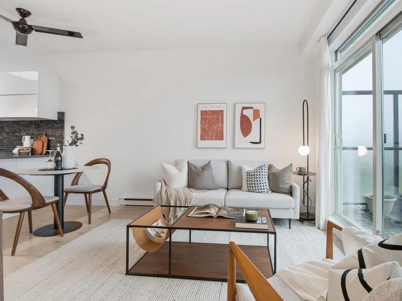 PH6 688 E 17TH AVENUE - photo 3 of 25