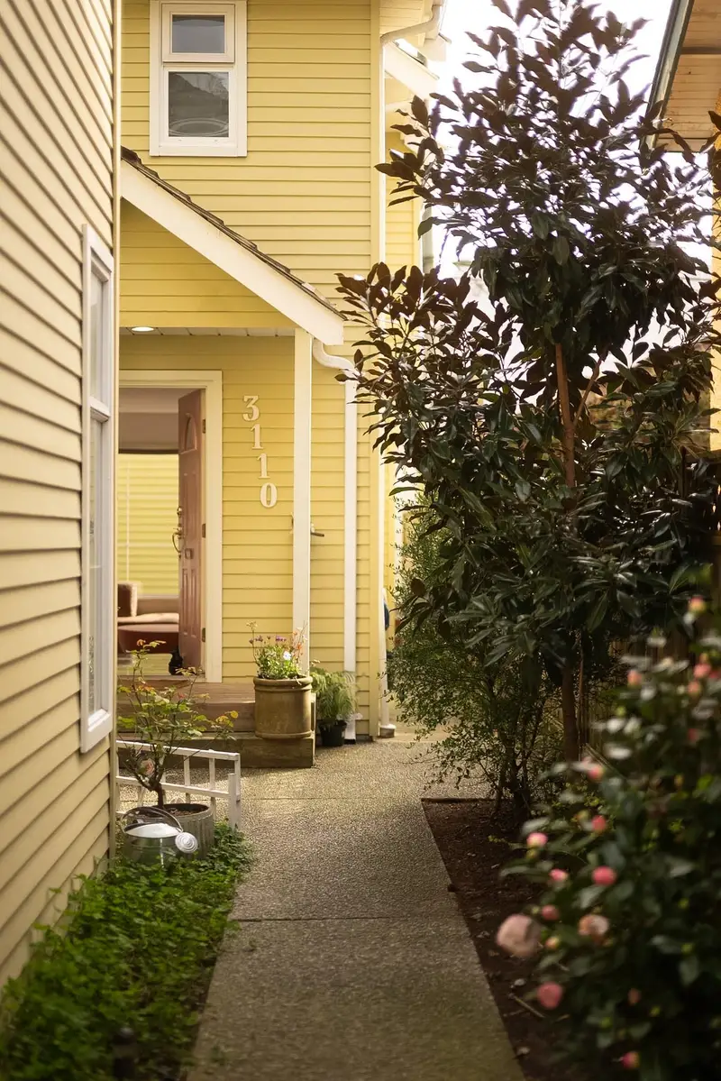 3110 W 3 AVENUE - photo 1 of 25