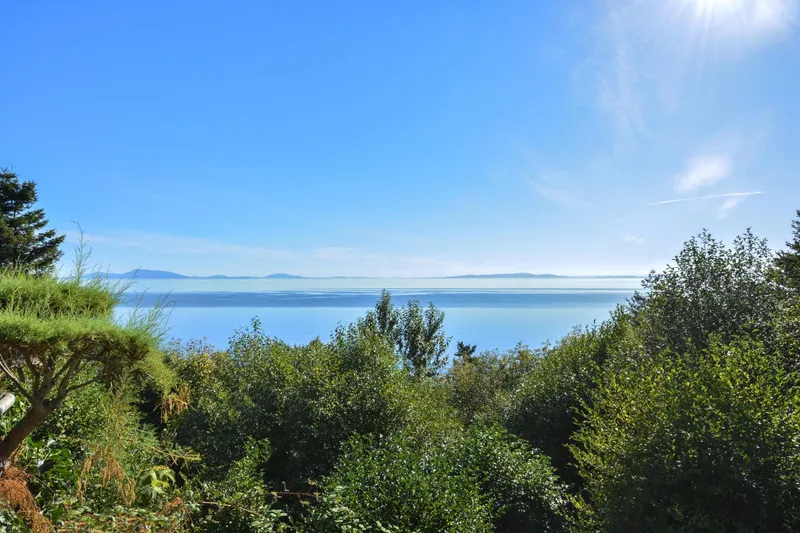 12816 13 AVENUE - photo 3 of 15