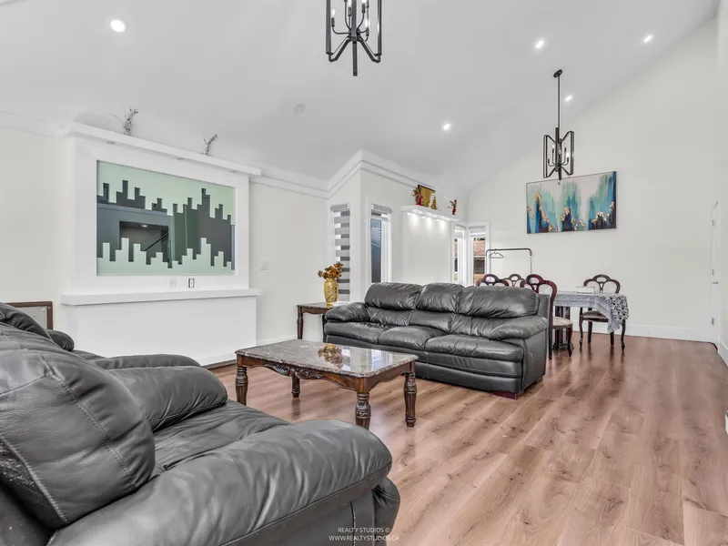 5775 184A STREET - photo 3 of 25