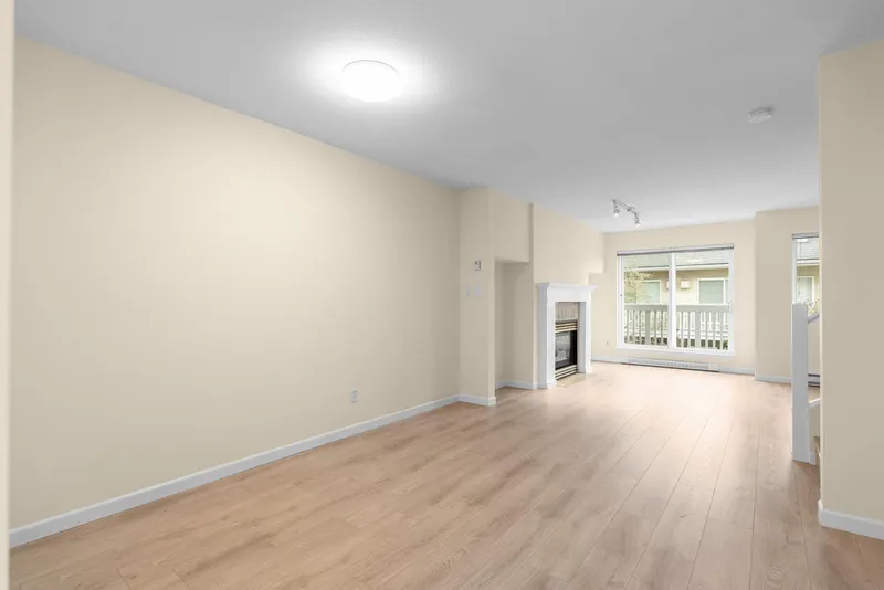 67 7831 GARDEN CITY ROAD - photo 3 of 25