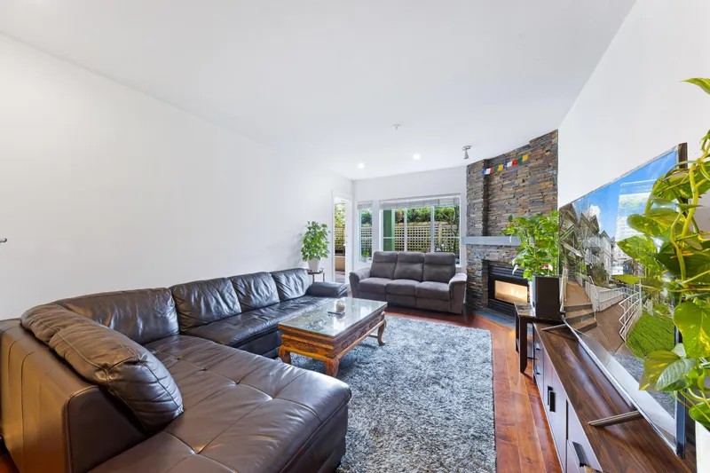 106 10665 139 STREET - photo 2 of 25