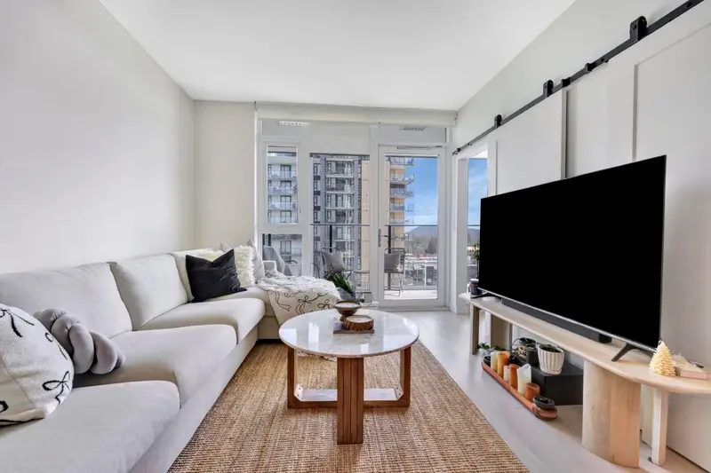 1102 1401 HUNTER STREET - photo 4 of 25