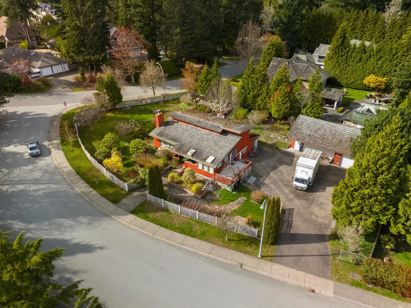 13201 23A AVENUE - photo 2 of 25