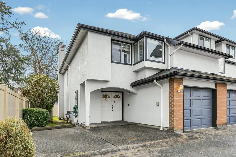 43 8120 GENERAL CURRIE ROAD - photo 1 of 24