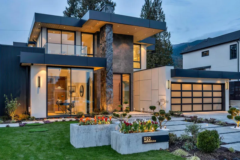 922 WENTWORTH AVENUE - photo 3 of 25