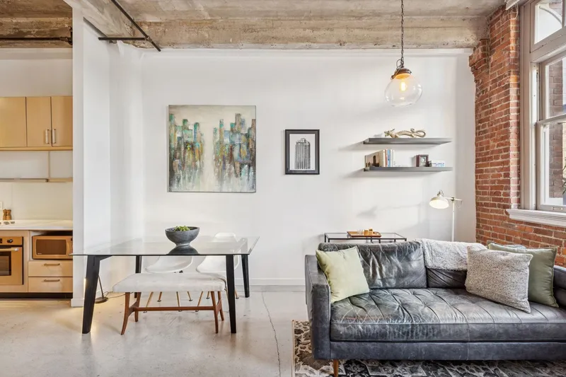 206 546 BEATTY STREET - photo 2 of 25