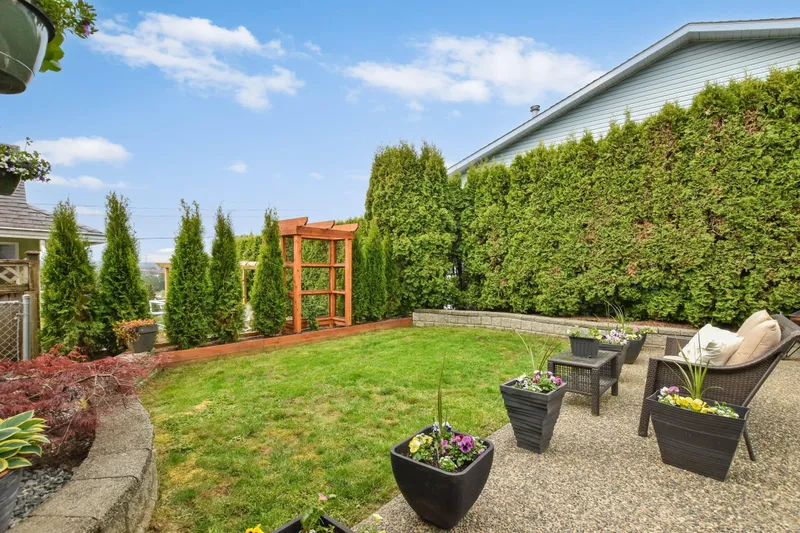 7461 MURRAY STREET - photo 4 of 25