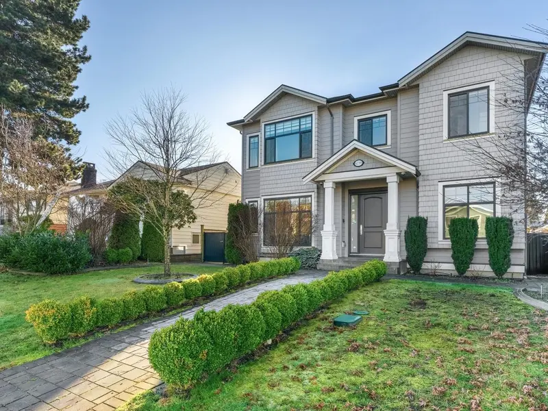 6739 HUMPHRIES AVENUE - photo 2 of 25