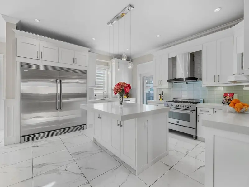 6739 HUMPHRIES AVENUE - photo 4 of 25