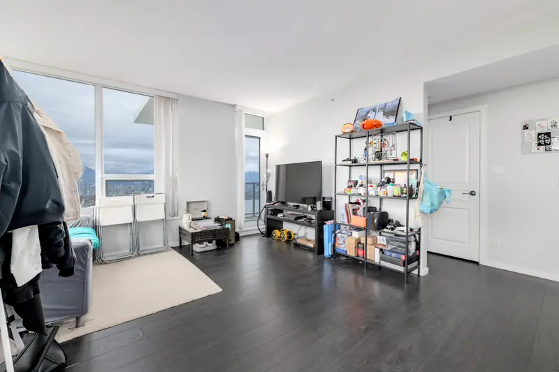 2907 5883 BARKER AVENUE - photo 3 of 17