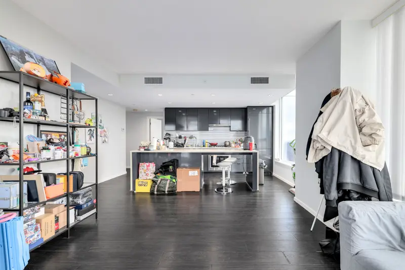 2907 5883 BARKER AVENUE - photo 4 of 17