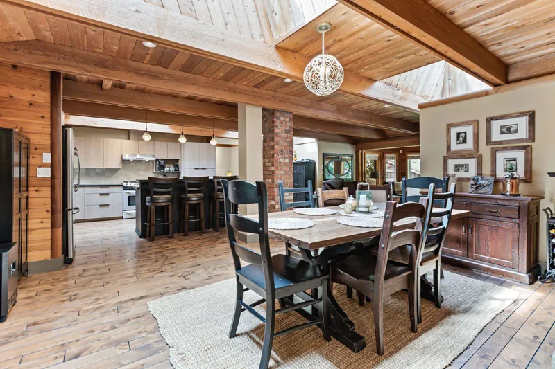 22567 127 AVENUE - photo 4 of 25