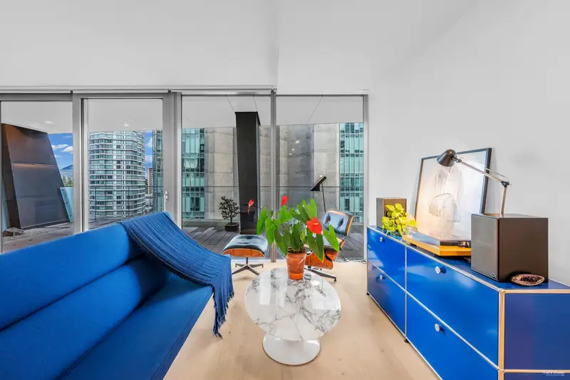 804 1568 ALBERNI STREET - photo 3 of 24