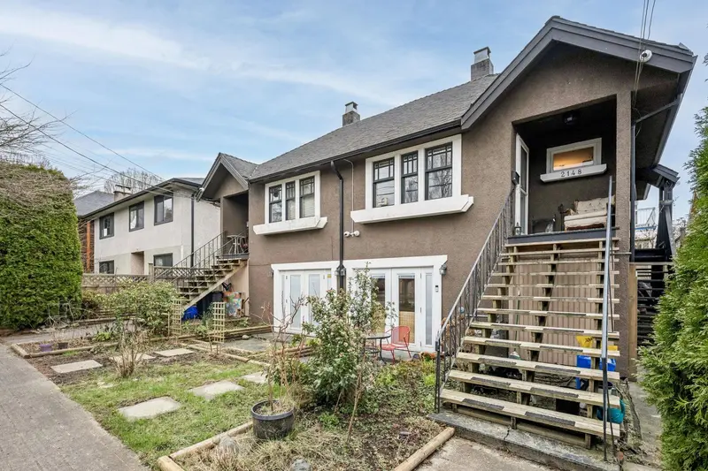 2148 2150 FERNDALE STREET - photo 2 of 25