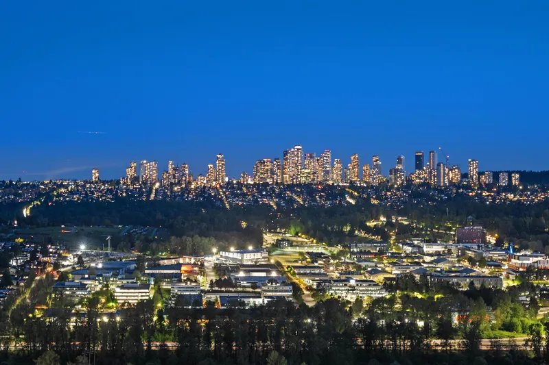 4402 4720 LOUGHEED HIGHWAY - photo 1 of 25