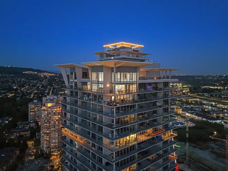 4402 4720 LOUGHEED HIGHWAY - photo 2 of 25