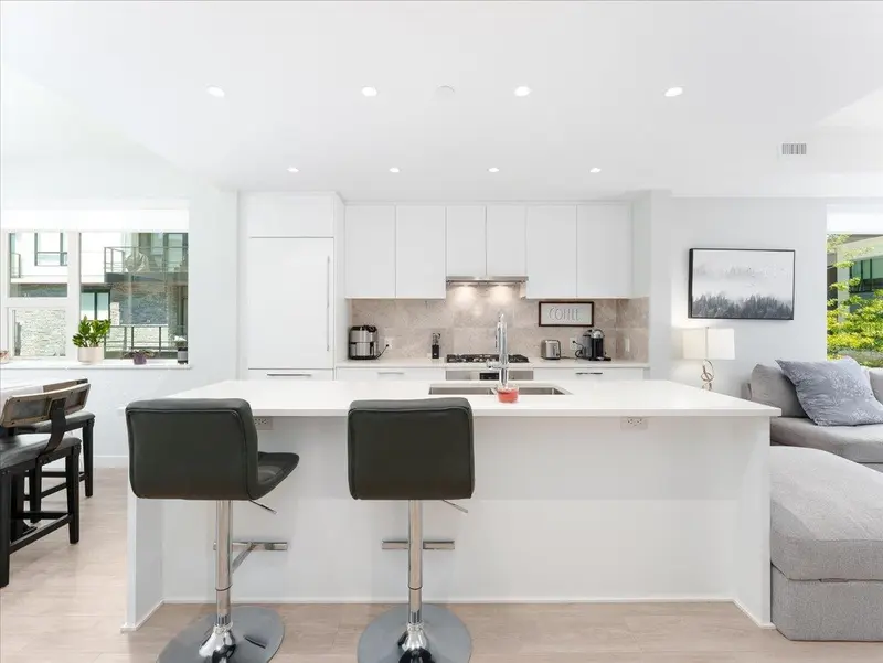 13 2728 ACADIA ROAD - photo 2 of 24