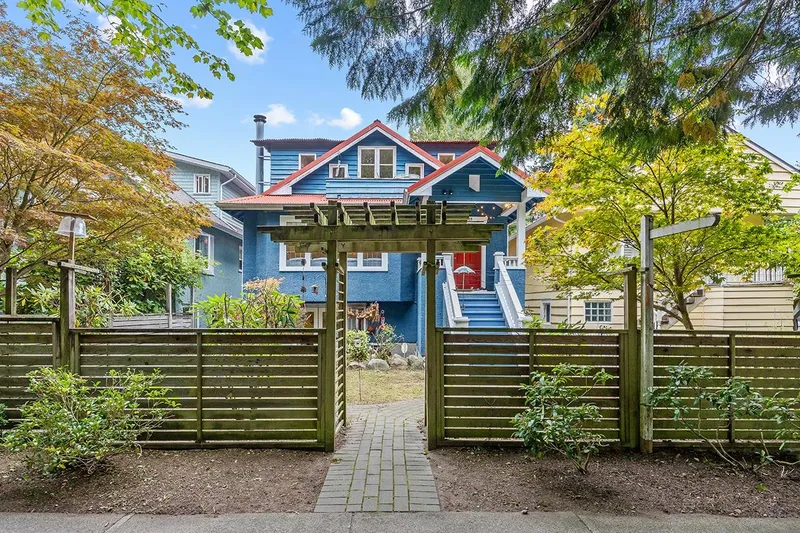 3825 W 31ST AVENUE - photo 2 of 25