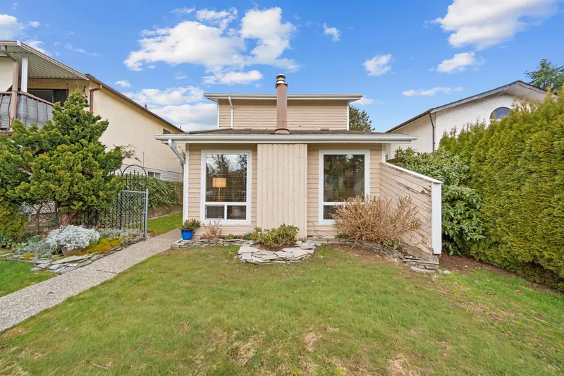 33139 MYRTLE AVENUE - photo 3 of 25