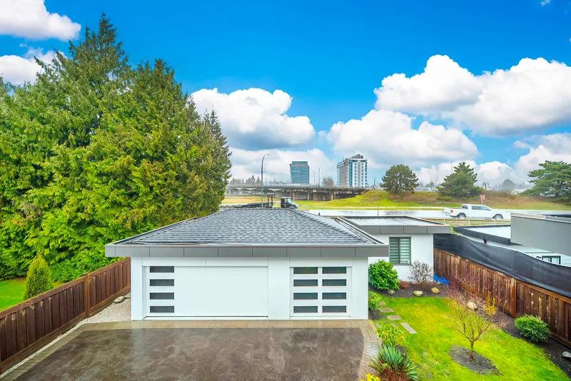 9631 PATTERSON ROAD - photo 4 of 25