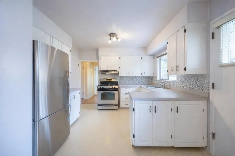 7620 FORMBY STREET - photo 3 of 9