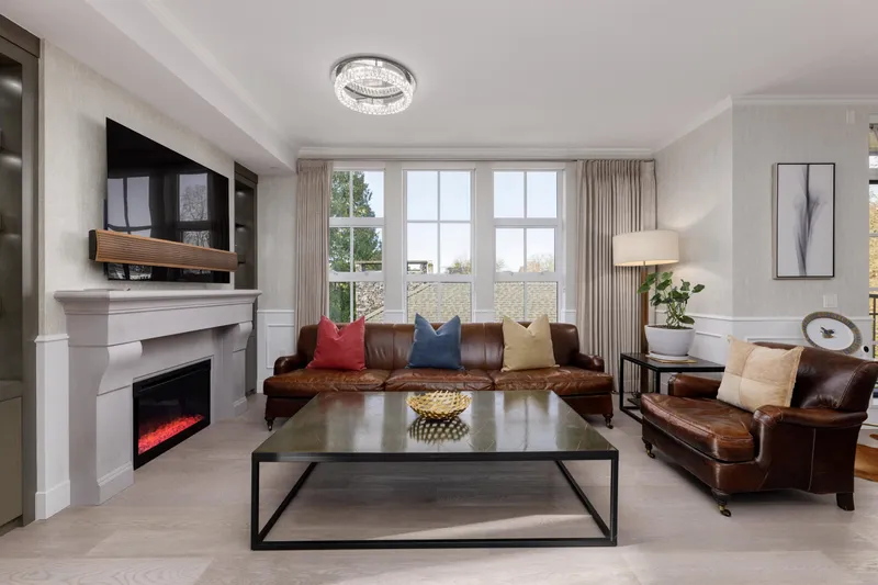 304 1009 LAURIER AVENUE - photo 3 of 24