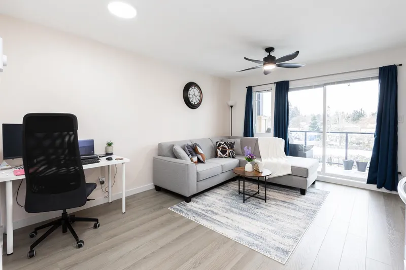 408 10688 140 STREET - photo 2 of 25