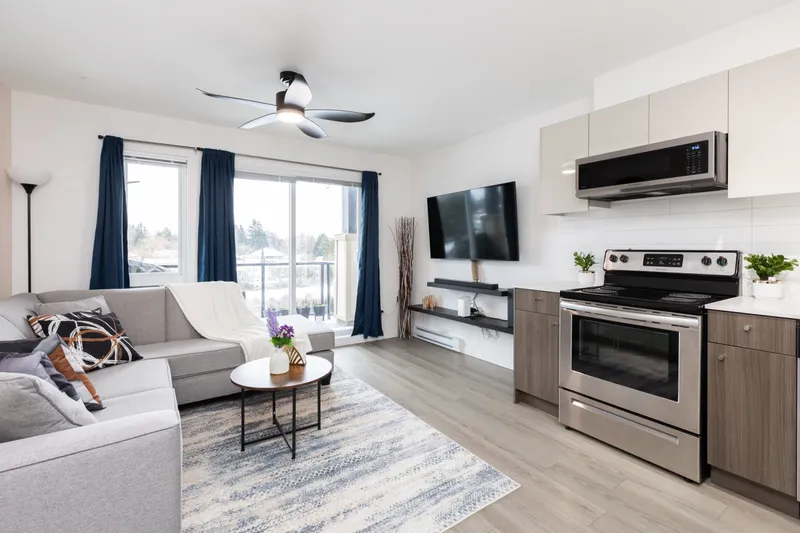 408 10688 140 STREET - photo 3 of 25