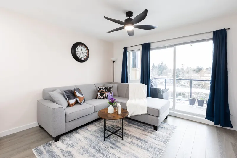 408 10688 140 STREET - photo 4 of 25