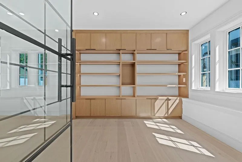 6855 CYPRESS STREET - photo 3 of 12