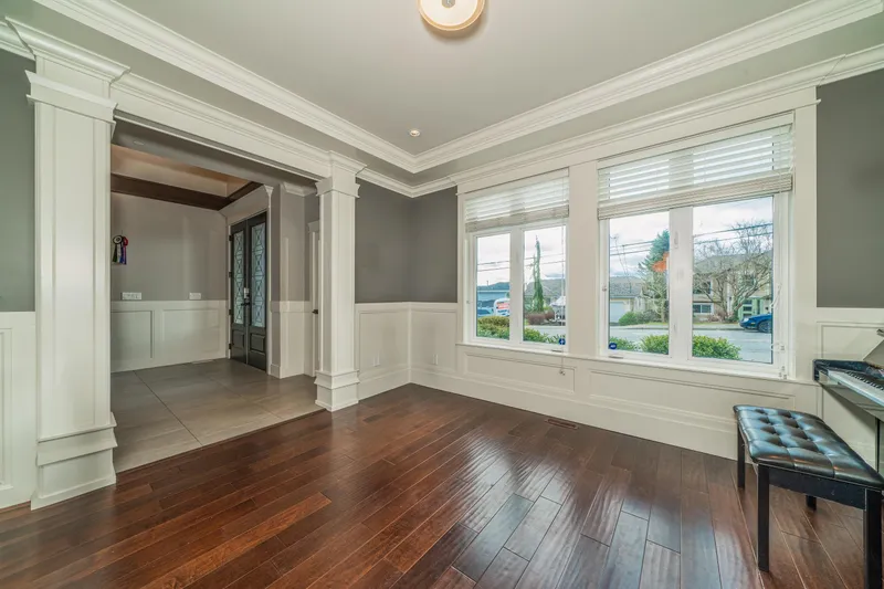 15807 BUENA VISTA AVENUE - photo 4 of 25