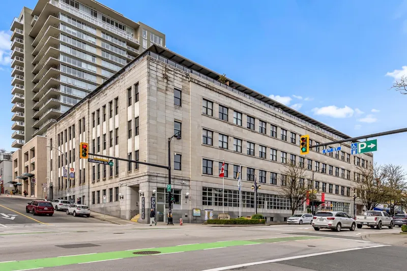 404 549 COLUMBIA STREET - photo 1 of 25