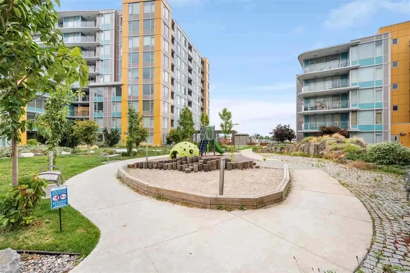 611 7688 ALDERBRIDGE WAY - photo 2 of 25