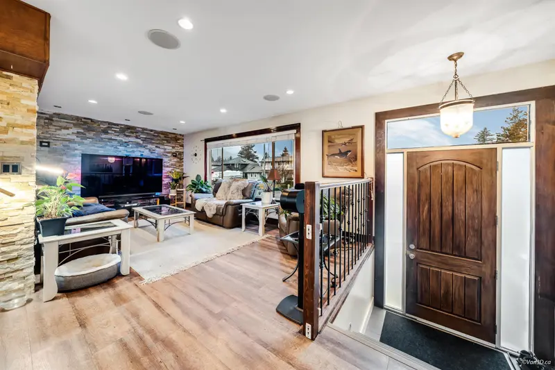 6072 GLENROY DRIVE - photo 2 of 25