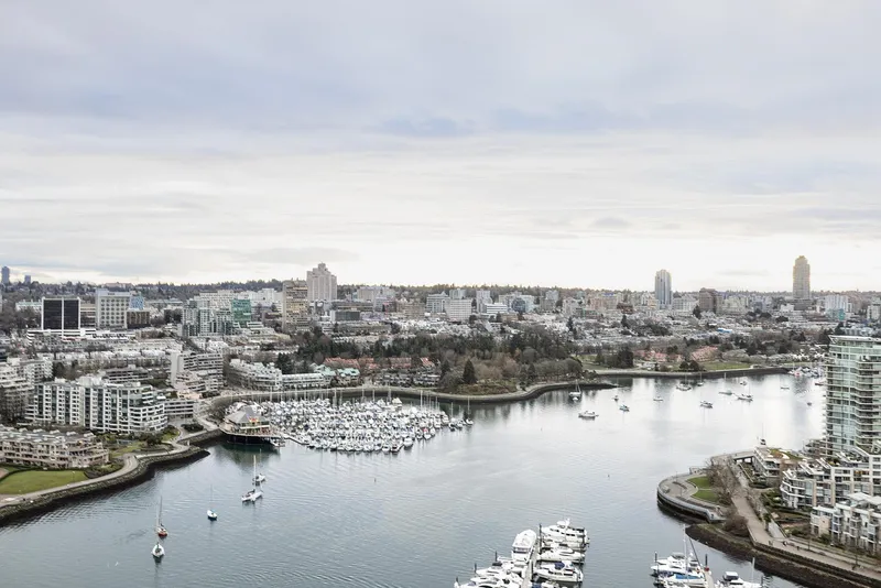 3706 1033 MARINASIDE CRESCENT - photo 2 of 5