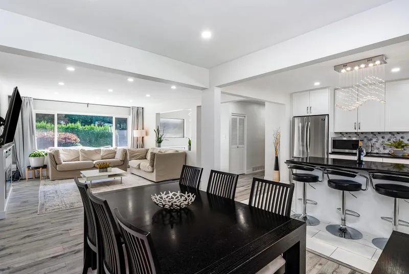 2317 COMO LAKE AVENUE - photo 4 of 25