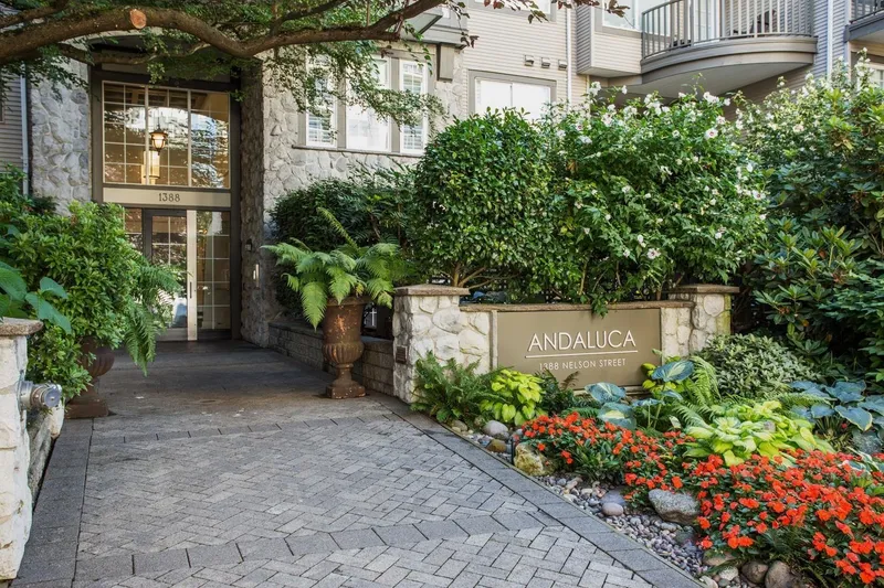 304 1388 NELSON STREET - photo 1 of 22