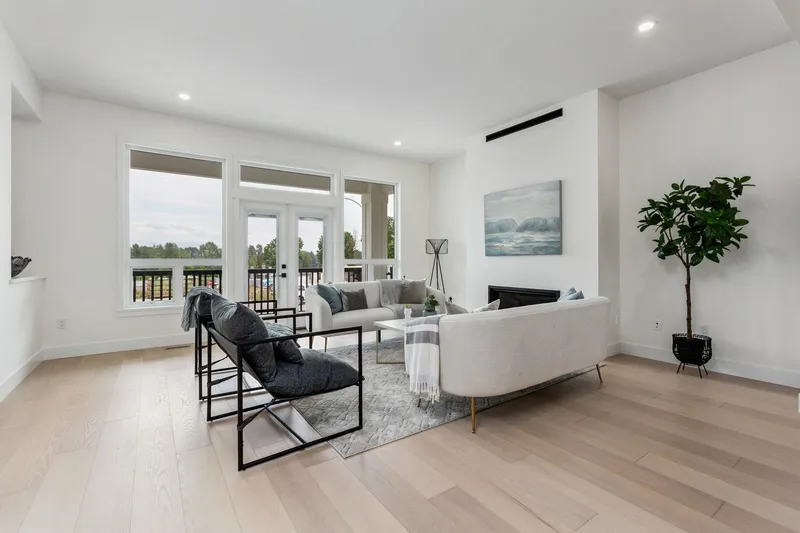 10129 ELDERBERRY CRESCENT - photo 3 of 24