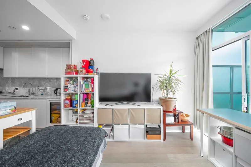 708 7418 PAULSON STREET - photo 4 of 12