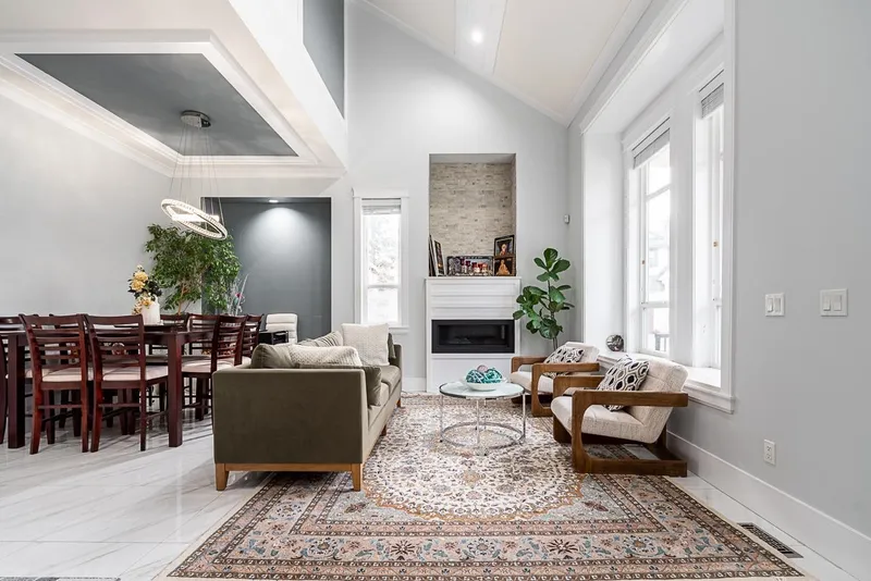 5832 140A PLACE - photo 4 of 25