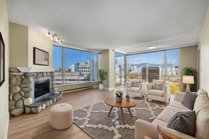 1302 2668 ASH STREET - photo 4 of 25